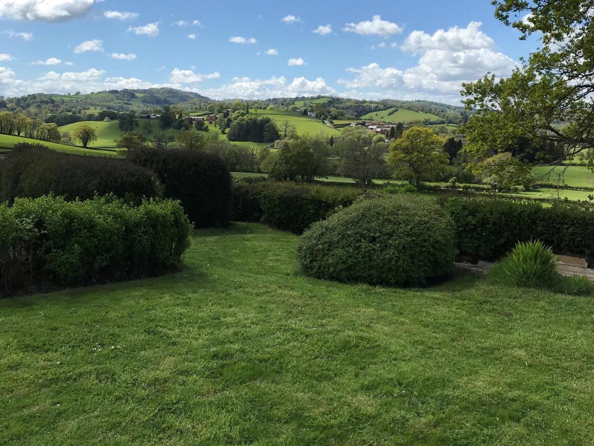 Berwyn View Villa Welshpool Exterior photo